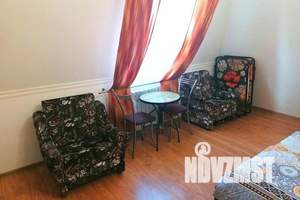 1-к квартира, посуточно, 33м2, 4/4 этаж