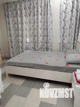 Студия квартира, посуточно, 33м2, 3/13 этаж