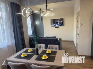 2-к квартира, посуточно, 40м2, 1/1 этаж
