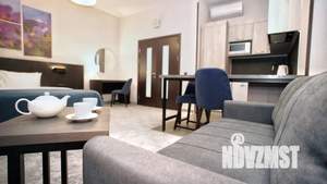 Студия квартира, посуточно, 42м2, 3/7 этаж