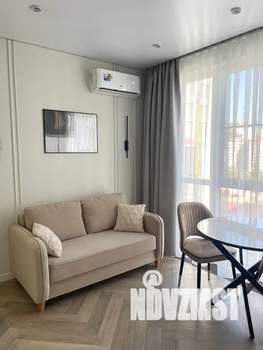 1-к квартира, посуточно, 36м2, 15/25 этаж