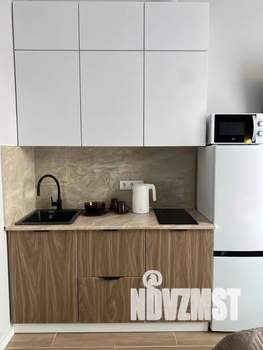 Студия квартира, посуточно, 35м2, 3/3 этаж