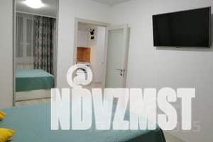 2-к квартира, посуточно, 37м2, 1/9 этаж