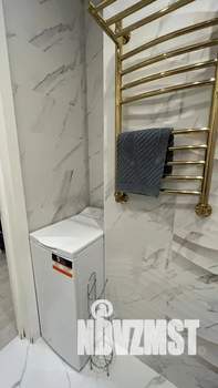 1-к квартира, посуточно, 38м2, 4/10 этаж