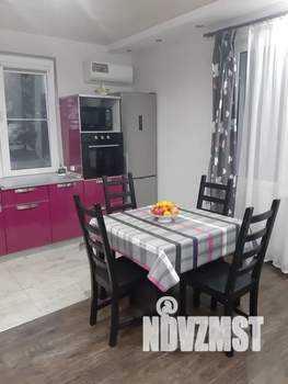 2-к квартира, посуточно, 42м2, 2/10 этаж