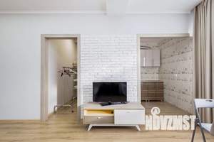 Студия квартира, посуточно, 40м2, 4/5 этаж