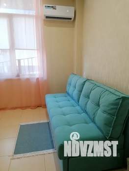 Студия квартира, посуточно, 18м2, 1/6 этаж