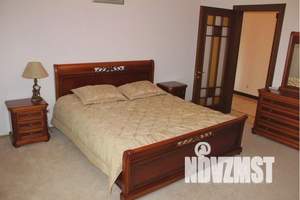 5-к квартира, посуточно, 170м2, 2/7 этаж
