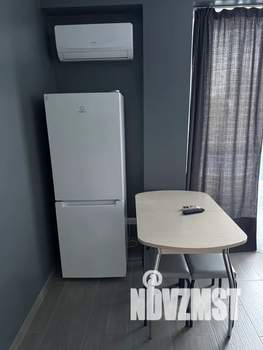 Студия квартира, посуточно, 25м2, 7/8 этаж