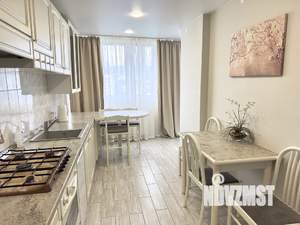 2-к квартира, посуточно, 67м2, 14/14 этаж