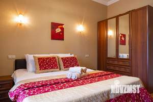 2-к квартира, посуточно, 68м2, 1/1 этаж