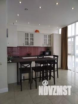1-к квартира, посуточно, 60м2, 3/4 этаж