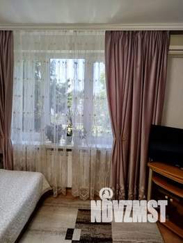 1-к квартира, посуточно, 40м2, 4/4 этаж