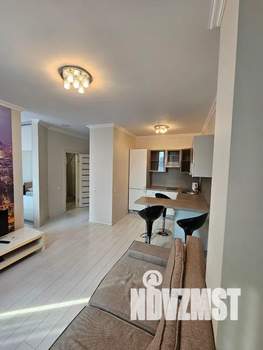 Студия квартира, посуточно, 35м2, 4/5 этаж