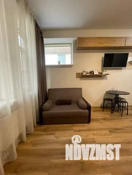 Студия квартира, посуточно, 28м2, 1/13 этаж