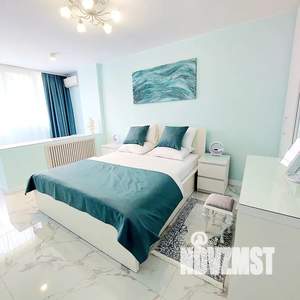 2-к квартира, посуточно, 60м2, 4/14 этаж