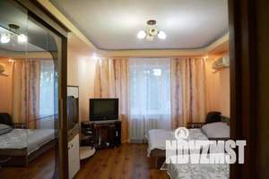 1-к квартира, посуточно, 30м2, 4/4 этаж