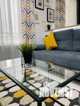 Студия квартира, посуточно, 35м2, 1/7 этаж