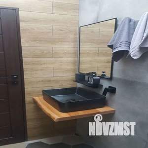 Студия квартира, посуточно, 27м2, 1/5 этаж