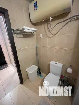 Студия квартира, посуточно, 44м2, 1/4 этаж