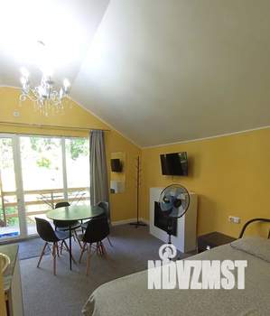 Студия квартира, посуточно, 30м2, 2/2 этаж