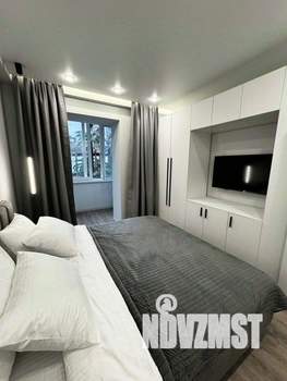 2-к квартира, посуточно, 55м2, 1/1 этаж