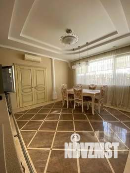 4-к квартира, посуточно, 150м2, 1/5 этаж