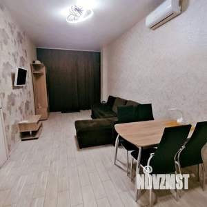 1-к квартира, посуточно, 40м2, 1/7 этаж