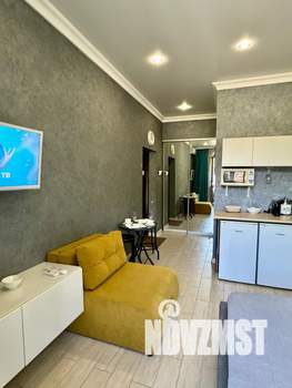 Студия квартира, посуточно, 30м2, 2/5 этаж