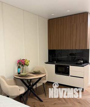 Студия квартира, посуточно, 24м2, 7/18 этаж