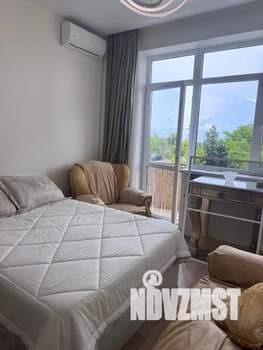 Студия квартира, посуточно, 40м2, 1/7 этаж