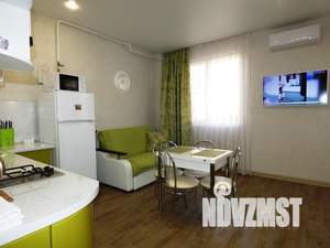 Студия квартира, на длительный срок, 35м2, 1/5 этаж