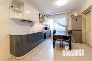 2-к квартира, посуточно, 85м2, 1/1 этаж