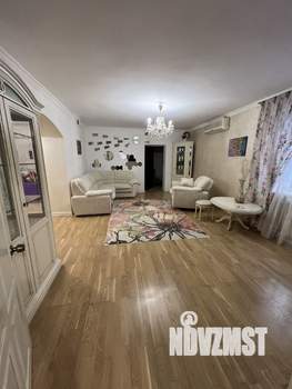 3-к квартира, на длительный срок, 100м2, 1/3 этаж