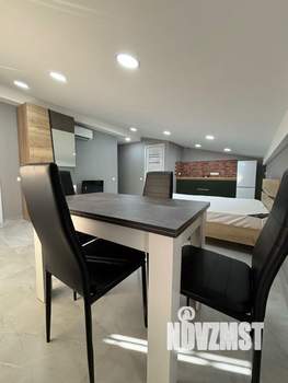 Студия квартира, посуточно, 40м2, 1/3 этаж