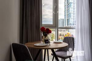 Студия квартира, посуточно, 28м2, 2/20 этаж