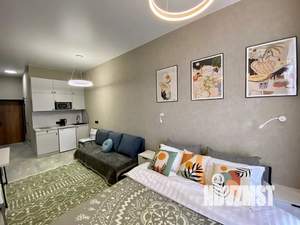 Студия квартира, посуточно, 27м2, 1/20 этаж
