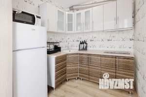 Студия квартира, посуточно, 40м2, 4/5 этаж