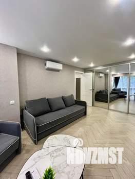 2-к квартира, посуточно, 40м2, 1/5 этаж