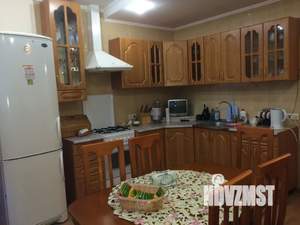 3-к квартира, посуточно, 82м2, 4/4 этаж