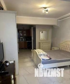 Студия квартира, посуточно, 31м2, 1/8 этаж