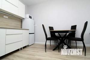 Студия квартира, посуточно, 35м2, 5/12 этаж