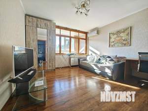 1-к квартира, посуточно, 55м2, 1/1 этаж