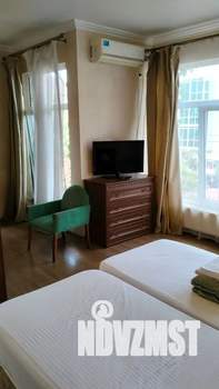 1-к квартира, посуточно, 40м2, 3/3 этаж