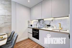 1-к квартира, посуточно, 40м2, 23/25 этаж