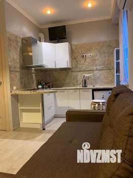 Студия квартира, посуточно, 28м2, 3/6 этаж