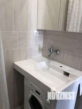 Студия квартира, посуточно, 18м2, 1/3 этаж