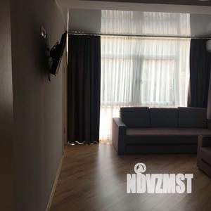 3-к квартира, посуточно, 70м2, 1/1 этаж