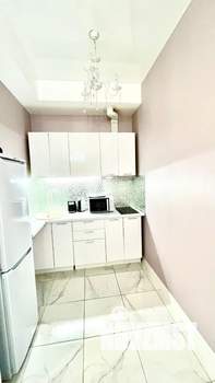 1-к квартира, посуточно, 40м2, 6/18 этаж