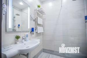 1-к квартира, посуточно, 40м2, 5/6 этаж